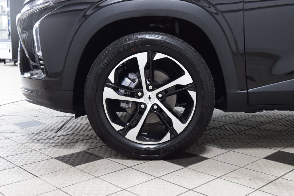 New 2026 Chevrolet Trax RS w/ Sunroof Package FWD image 27