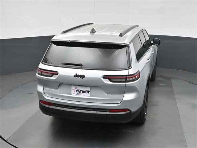 New 2025 Jeep Grand Cherokee L Altitude image 34