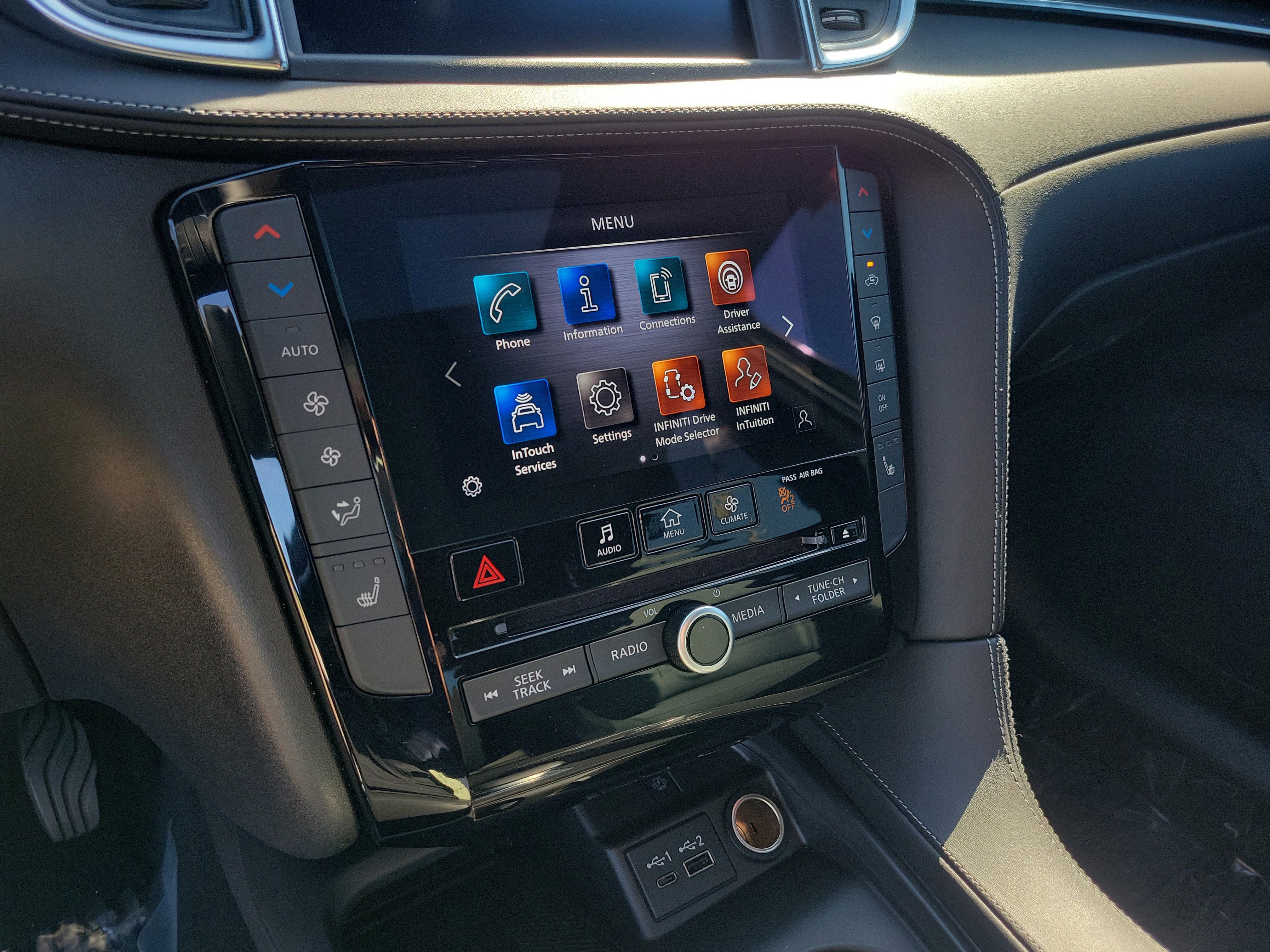 Certified 2025 INFINITI QX55 Luxe w/ Cargo Package image 18