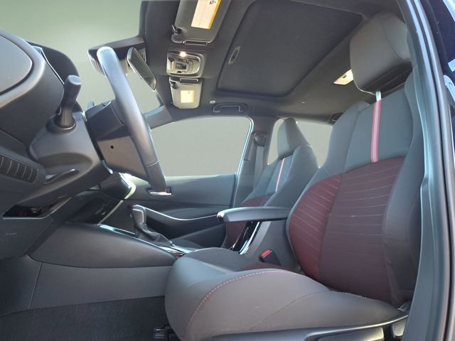 Used 2024 Toyota Corolla SE w/ SE Premium Package FWD image 9