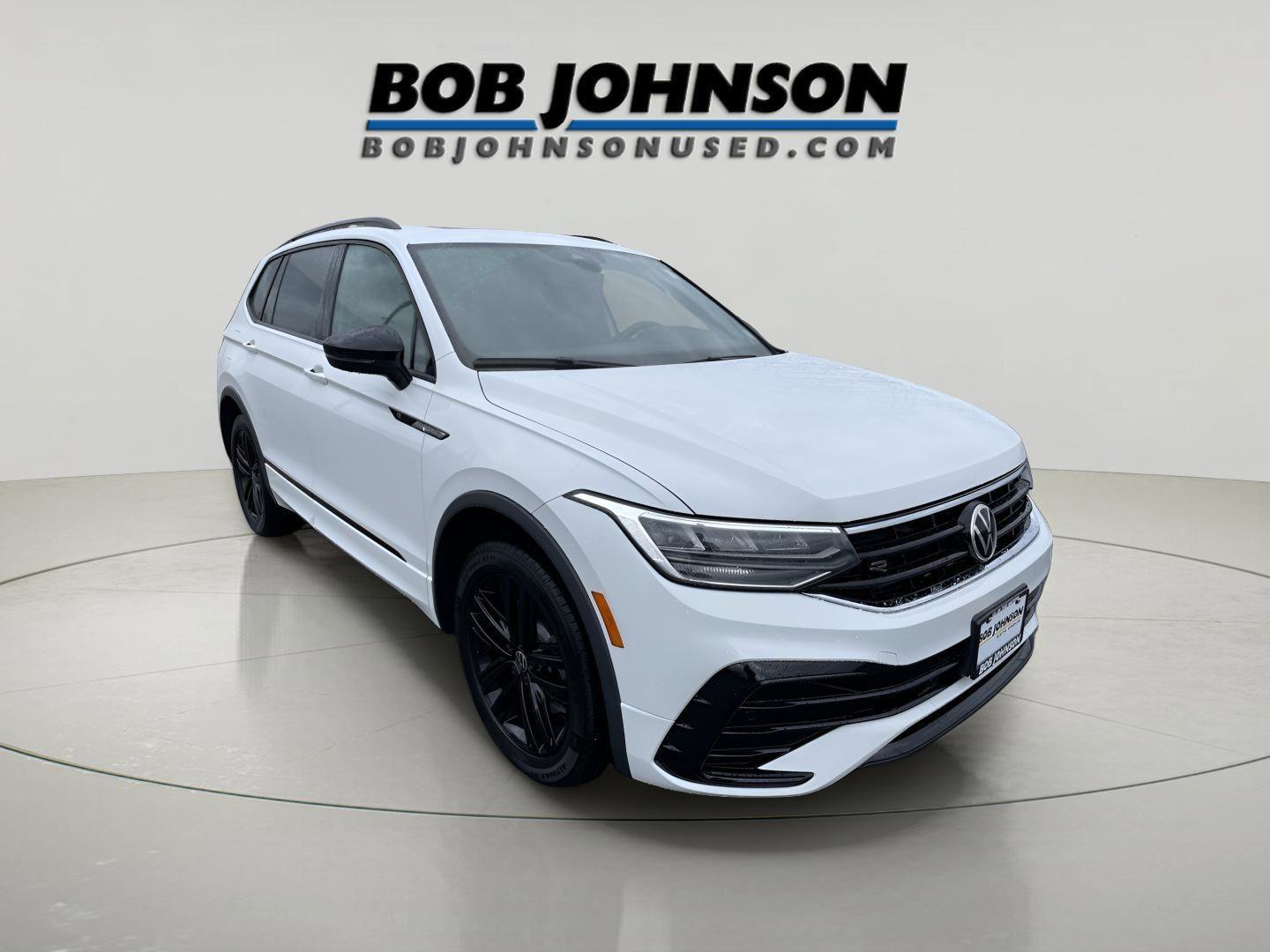 Used 2022 Volkswagen Tiguan SE R-Line