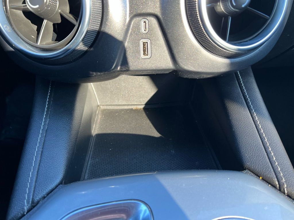 Used 2023 Chevrolet Blazer LT image 32