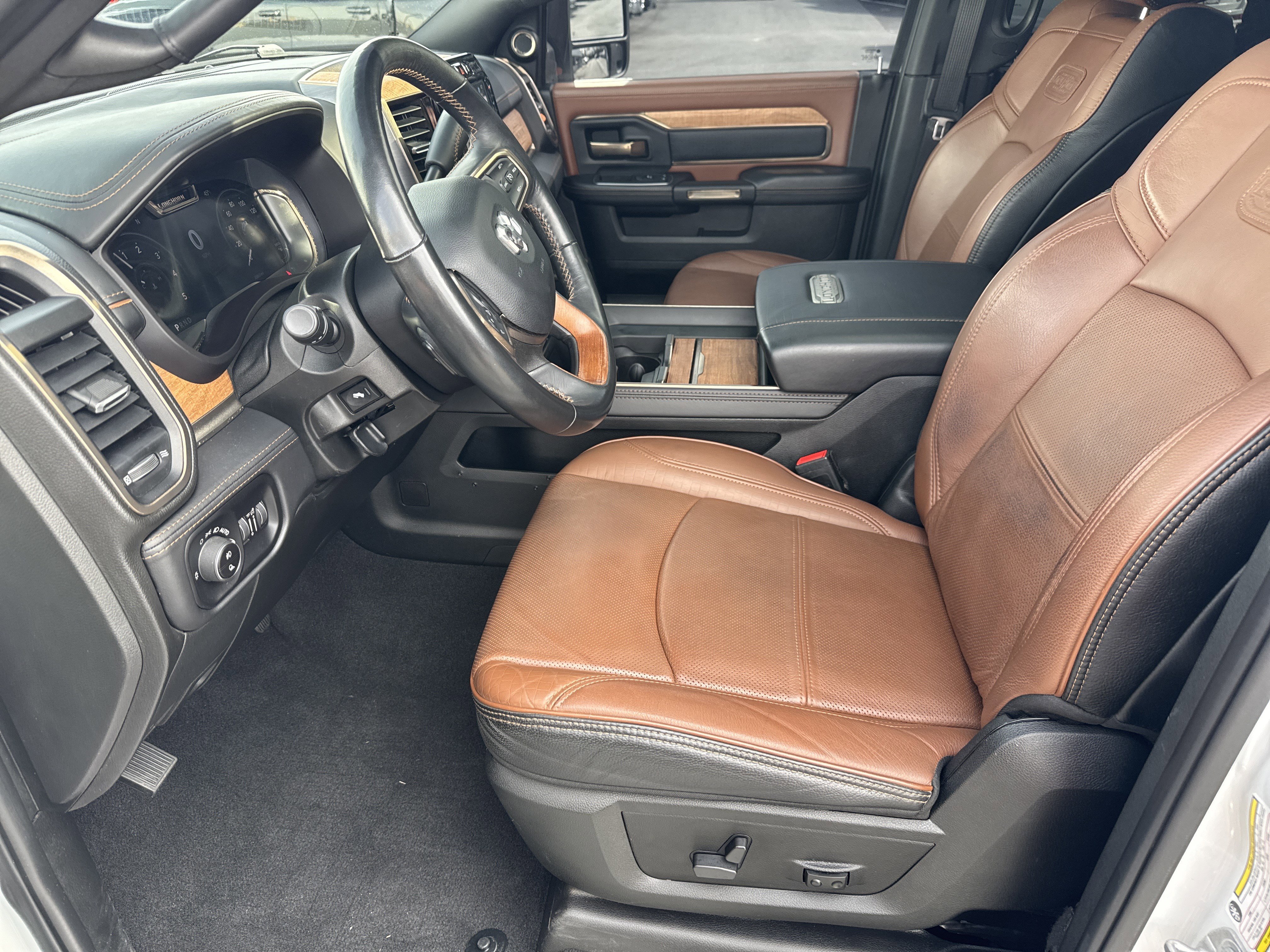 Used 2023 RAM 2500 Limited image 11