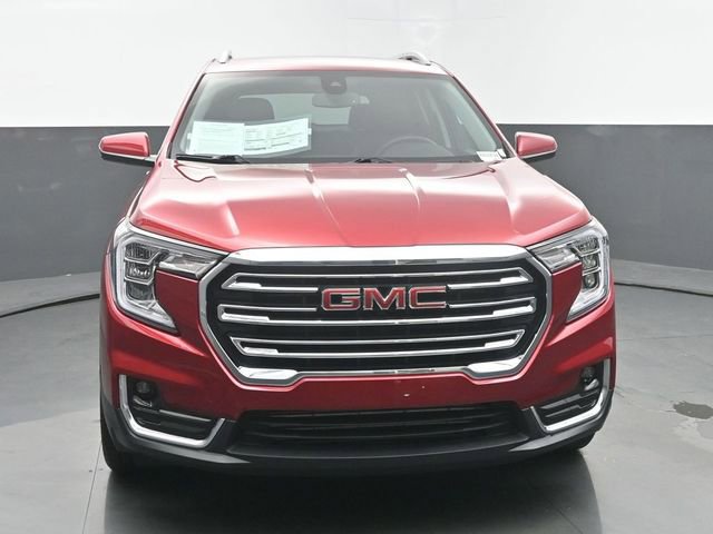 Certified 2024 GMC Terrain SLT w/ LPO, Floor Liner Package FWD image 8