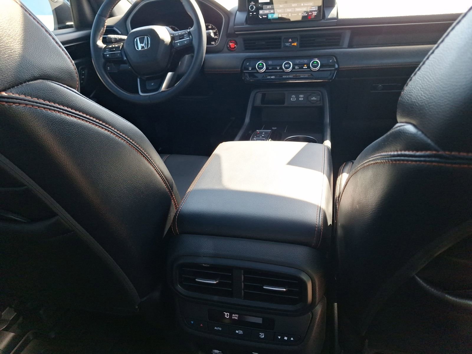 Used 2024 Honda Pilot TrailSport image 33