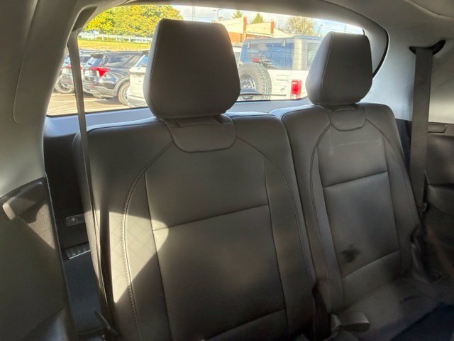 Used 2016 Acura MDX w/ Technology Package AWD/4WD image 25