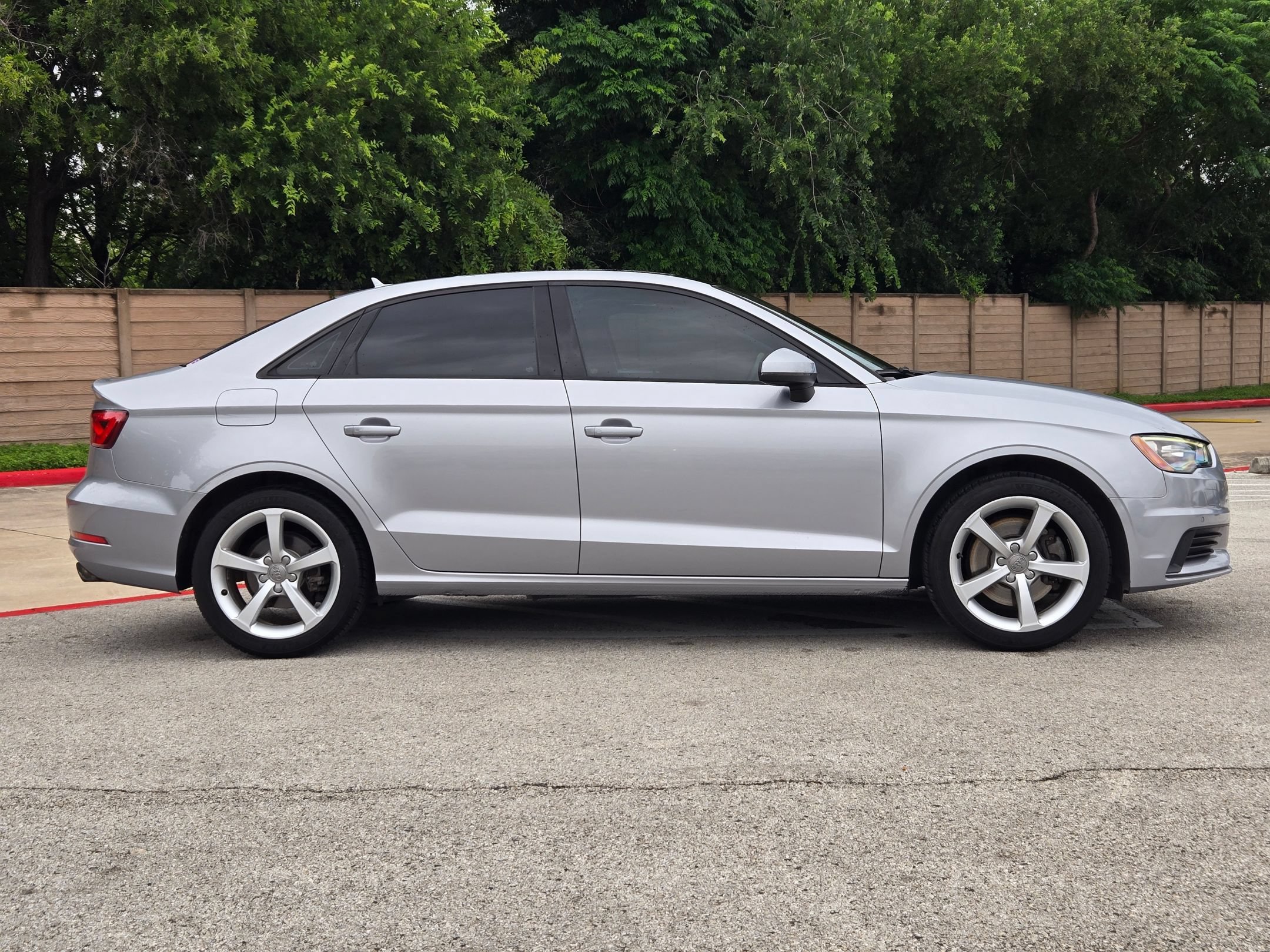 Used 2016 Audi A3 2.0T Premium w/ Audi MMI Navigation Plus AWD/4WD image 2