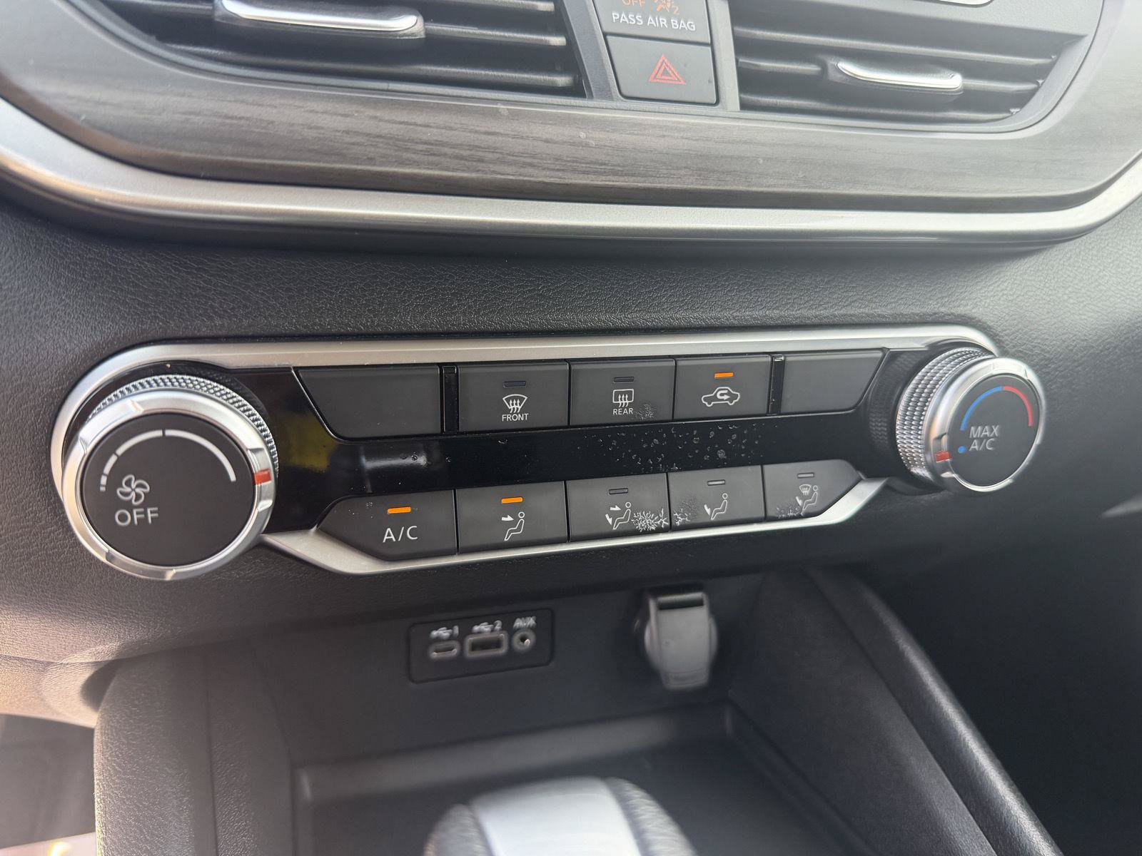 Used 2025 Nissan Altima 2.5 SV FWD image 26