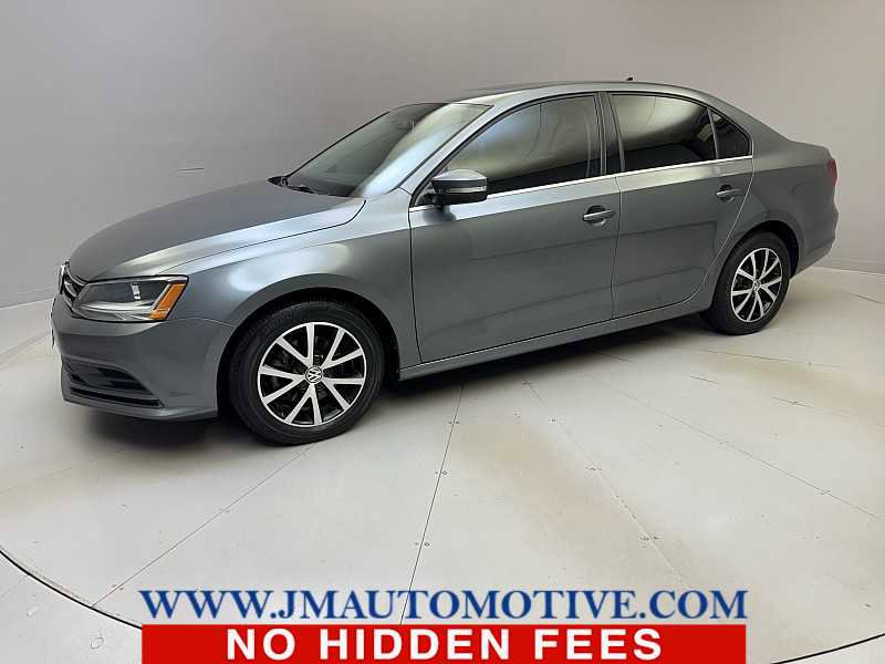 Used 2017 Volkswagen Jetta SE FWD image 1