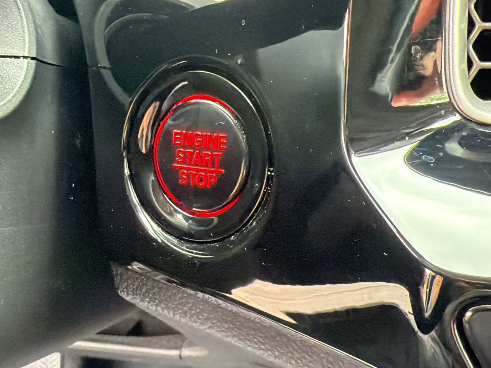 Used 2024 Honda Civic EX-L image 22