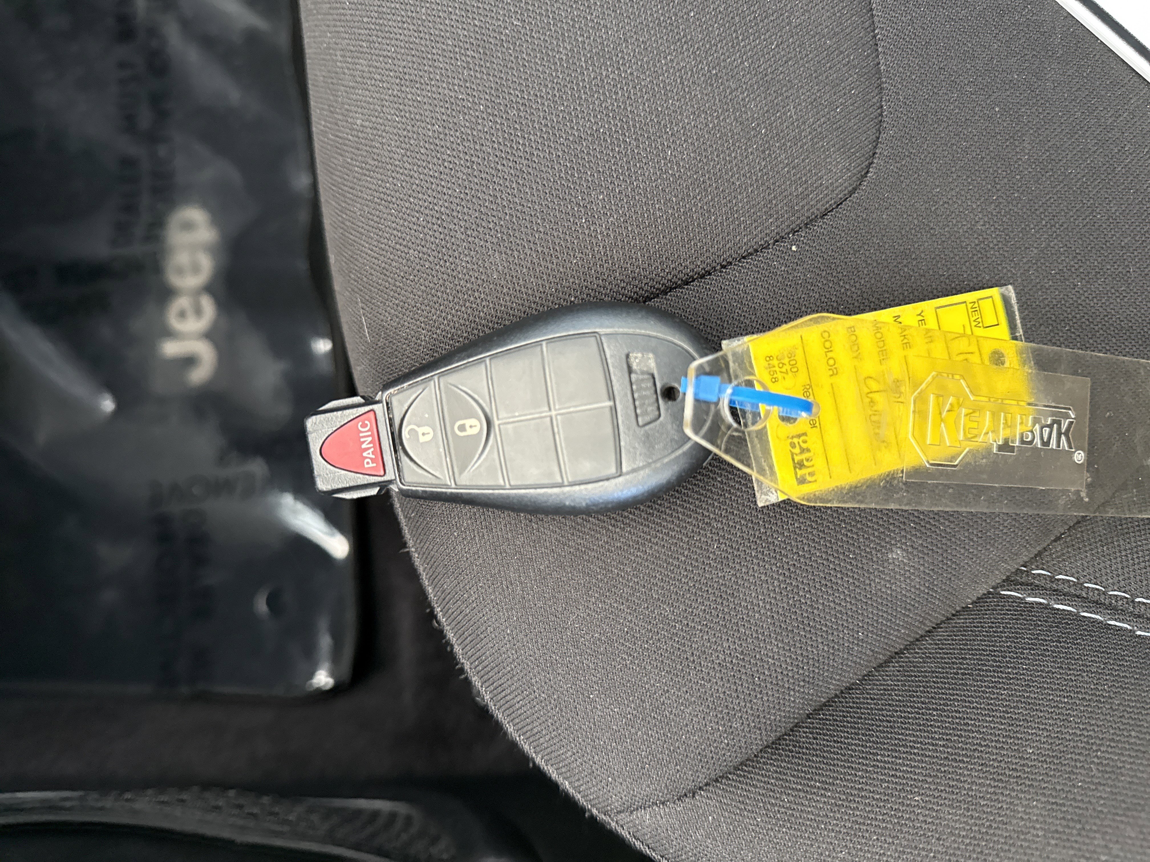 Used 2019 Jeep Cherokee Latitude w/ Popular Appearance Group image 34