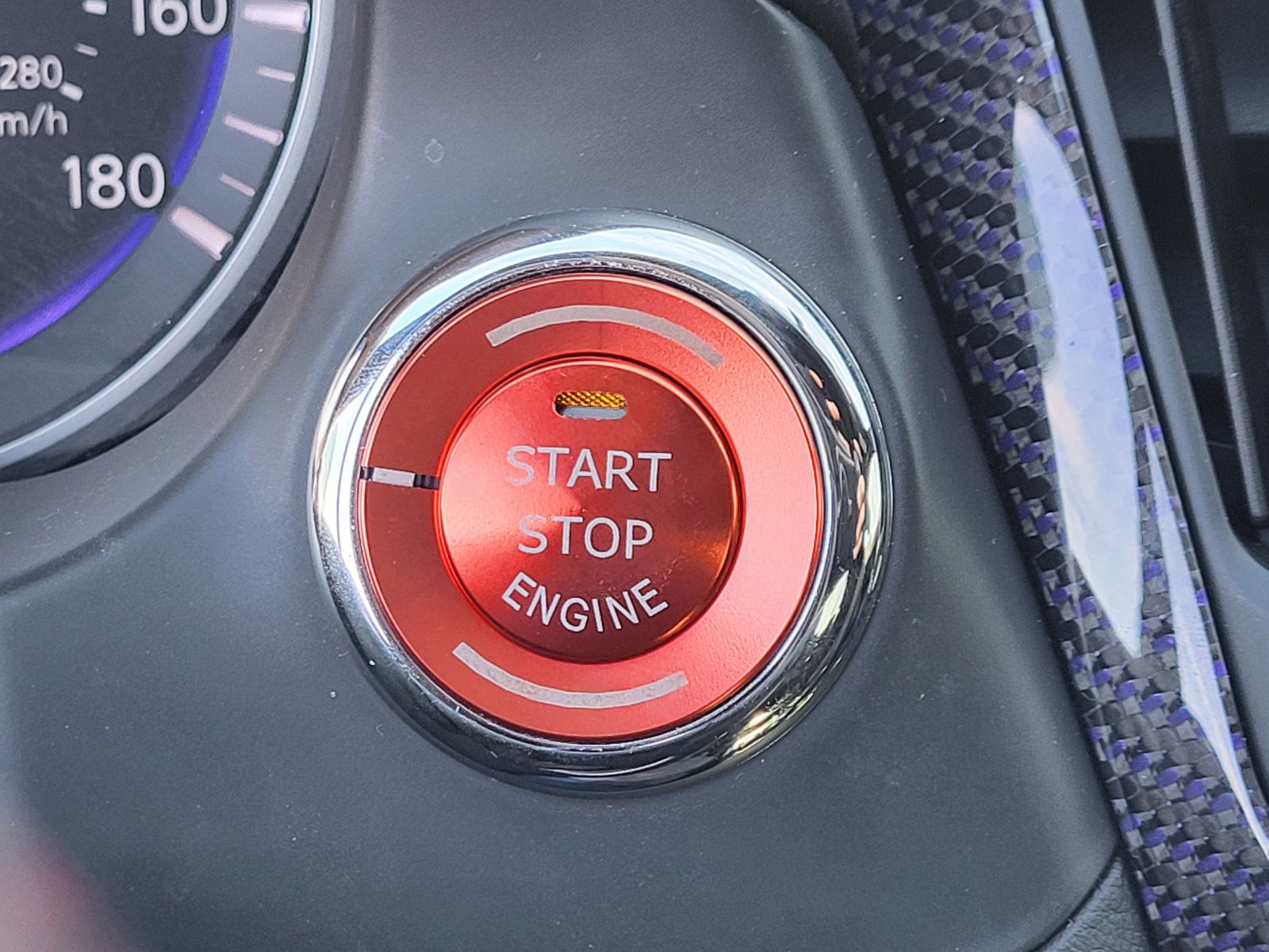 Used 2018 INFINITI Q60 Red Sport 400 w/ Sensory Package 3.0T Sport image 33