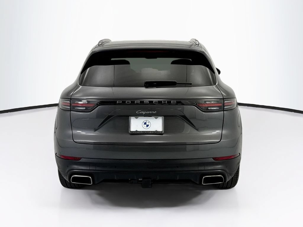 Used 2022 Porsche Cayenne AWD/4WD image 6