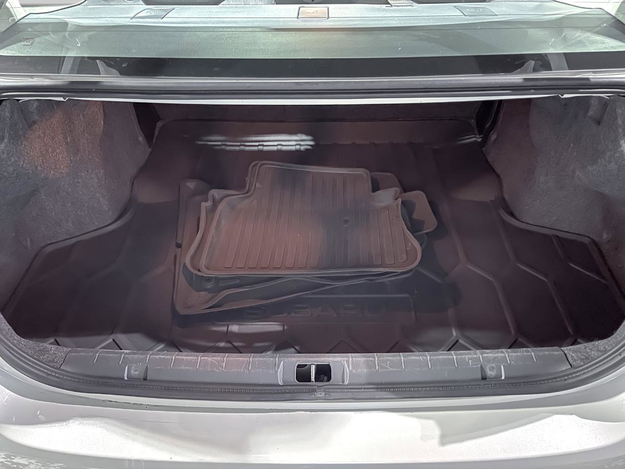 Used 2019 Subaru Impreza 2.0i Premium image 9