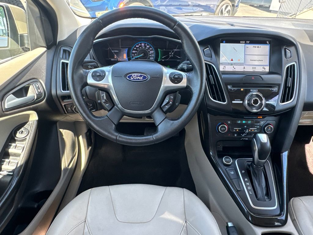 Used 2017 Ford Focus Electric Hatchback image 20