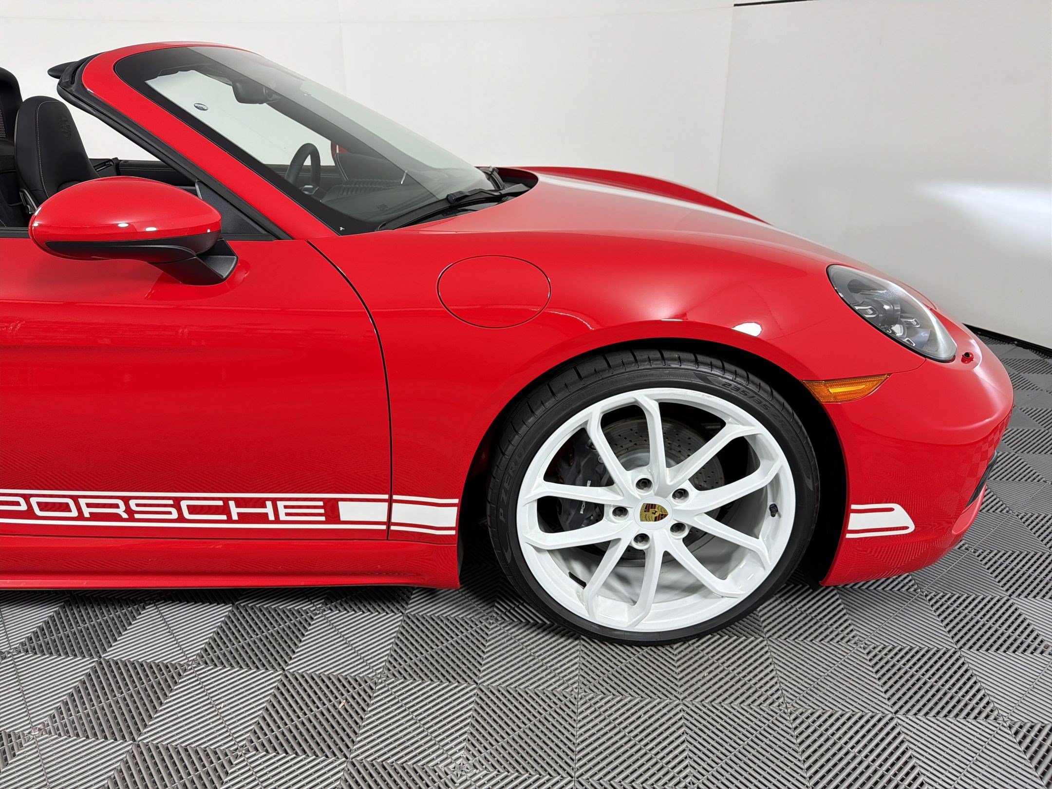 New 2025 Porsche 718 Boxster RWD image 12