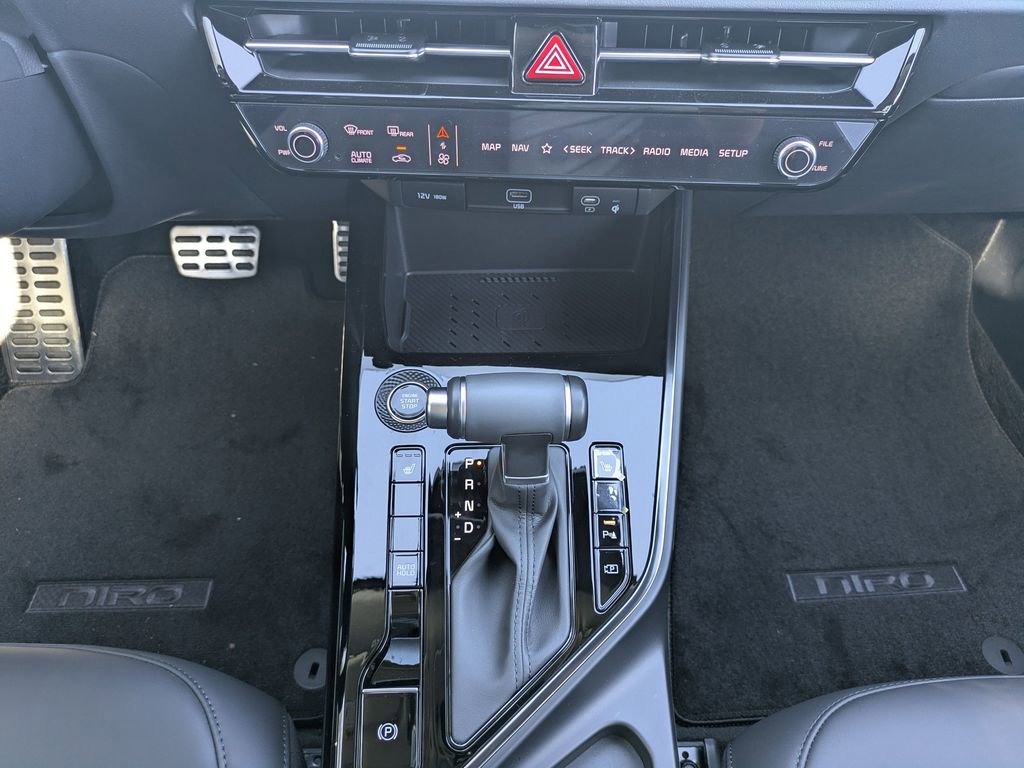 Used 2025 Kia Niro EX Touring image 19