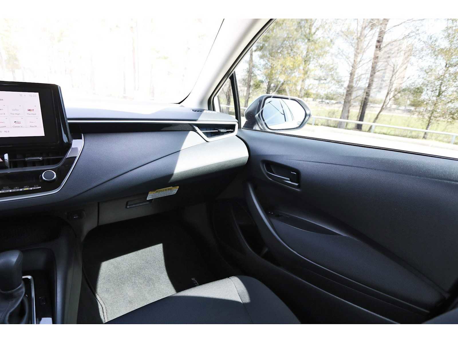 Used 2026 Toyota Corolla LE image 8