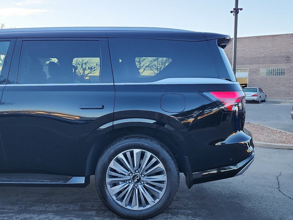 New 2026 INFINITI QX80 Luxe w/ Cargo Package image 9