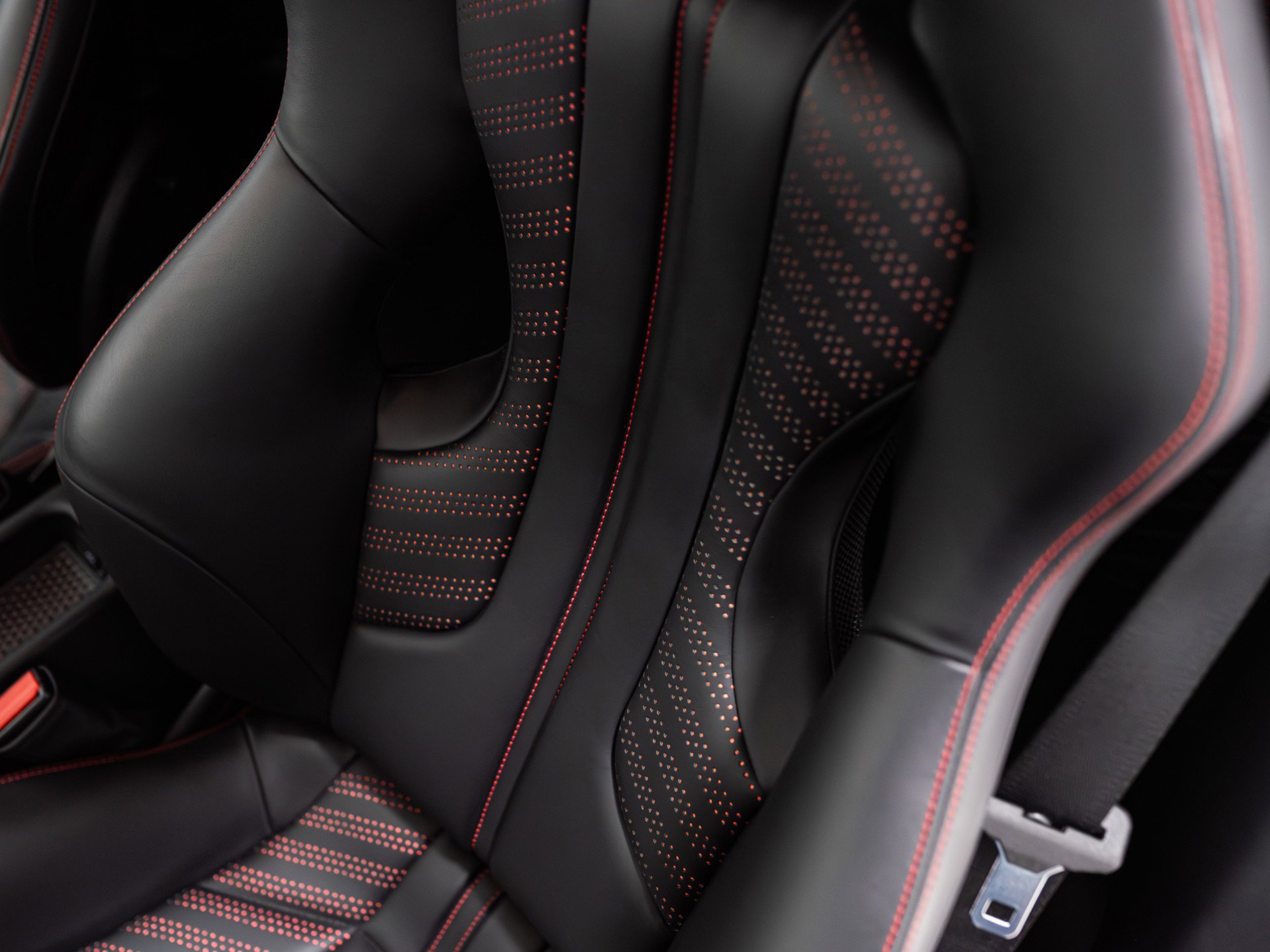 Used 2015 Ferrari 458 Speciale Coupe image 26