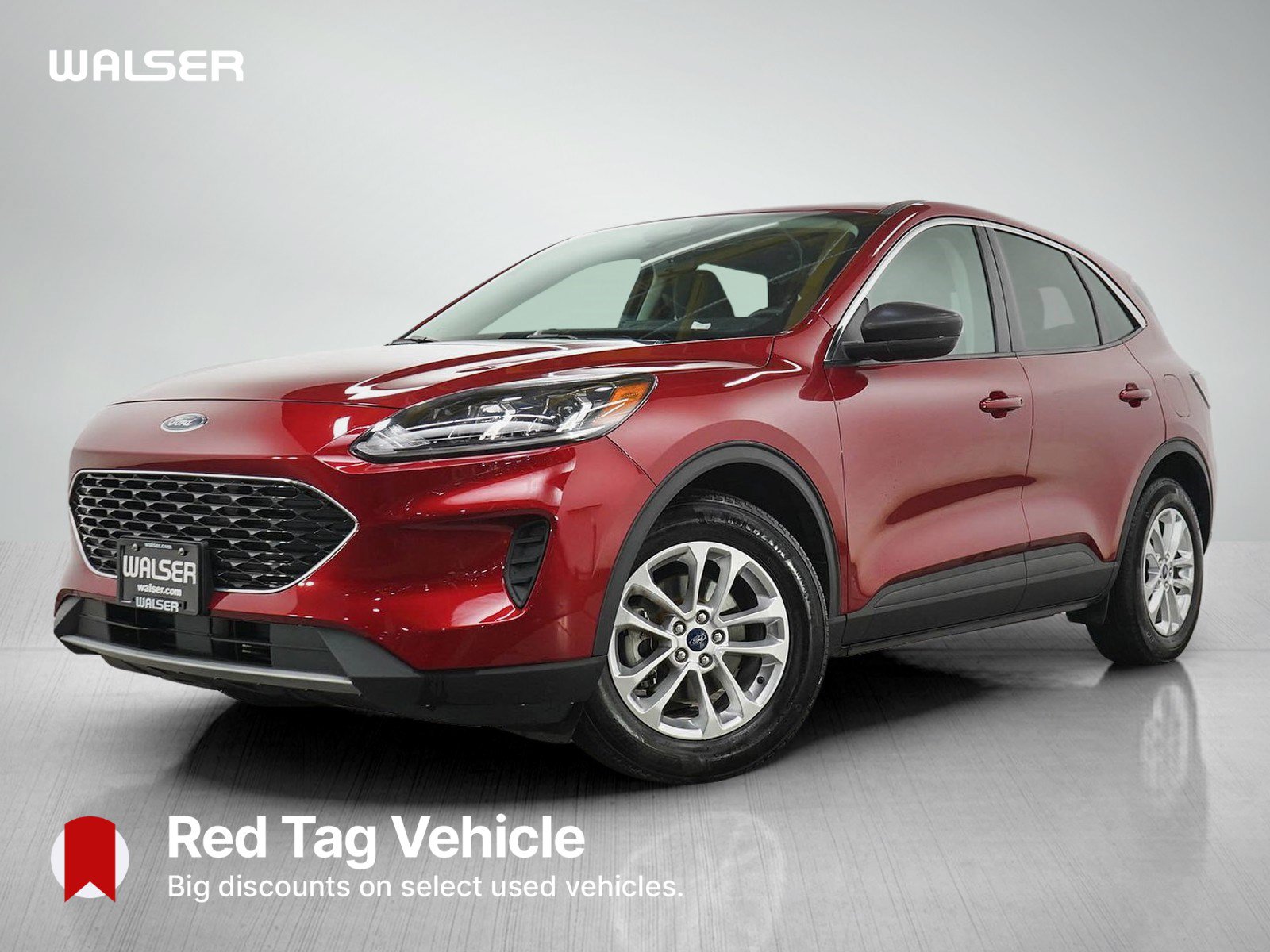 Used 2022 Ford Escape SE w/ Cold Weather Package FWD image 1