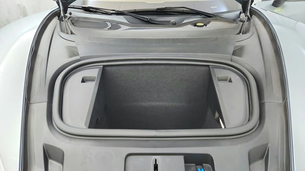 Used 2024 Porsche Taycan GTS image 13