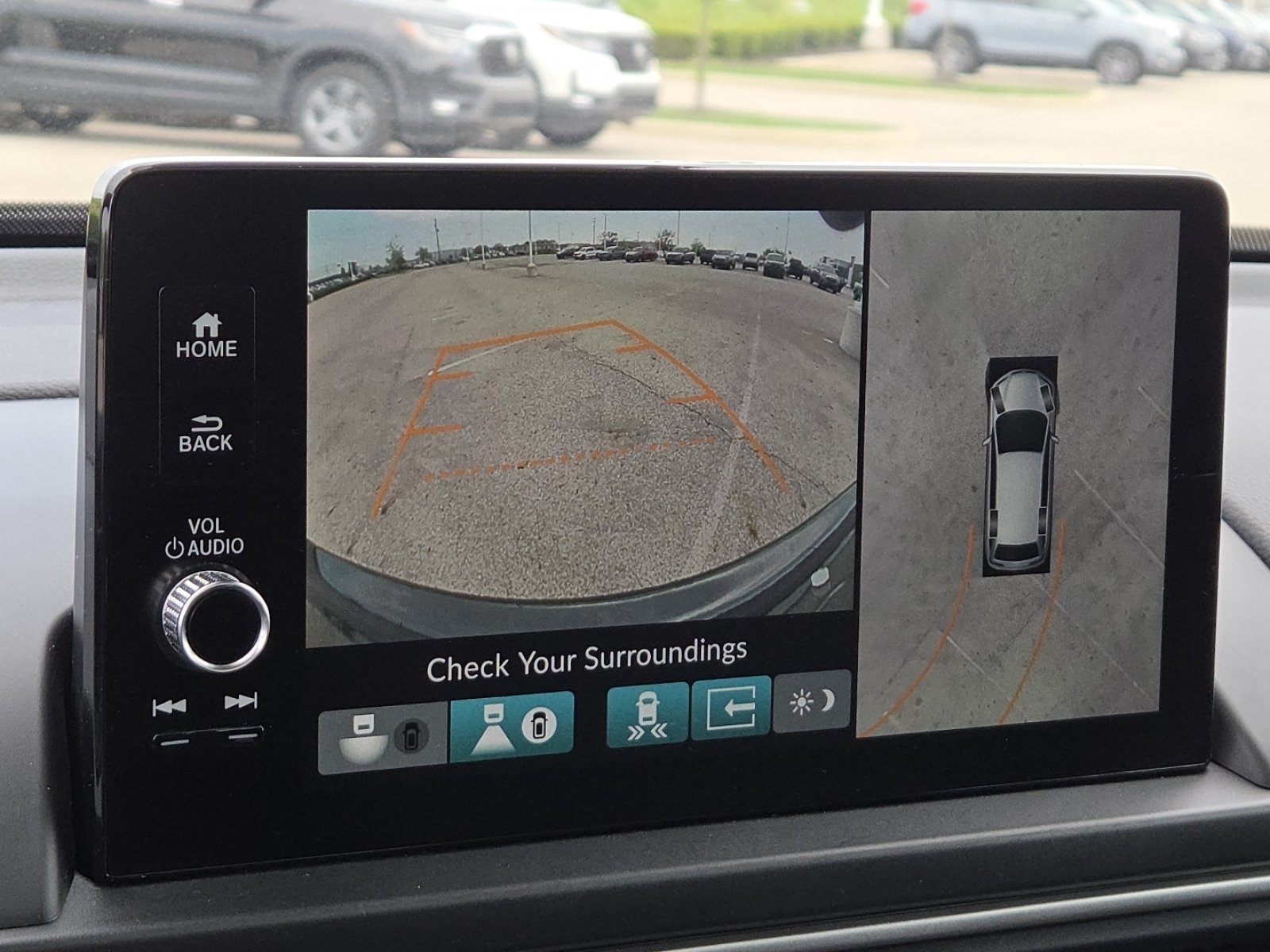 Used 2025 Honda Pilot Black Edition image 11