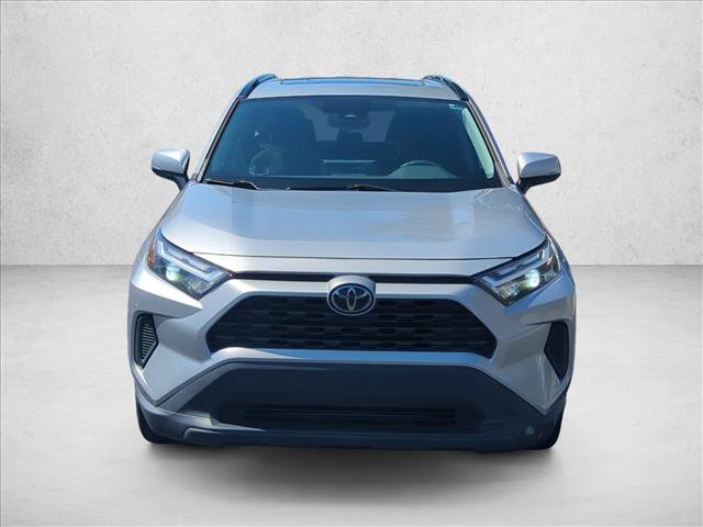 Used 2022 Toyota RAV4 XLE w/ Convenience Package FWD video 2