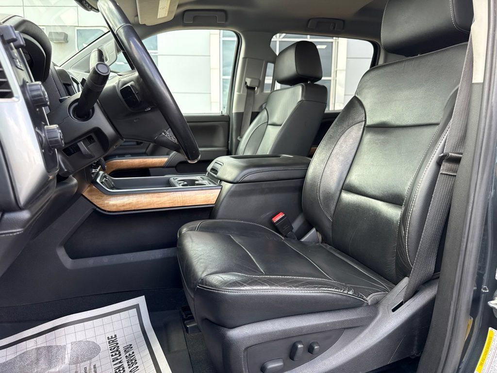 Used 2019 Chevrolet Silverado 3500 LTZ w/ Duramax Plus Package AWD/4WD image 12