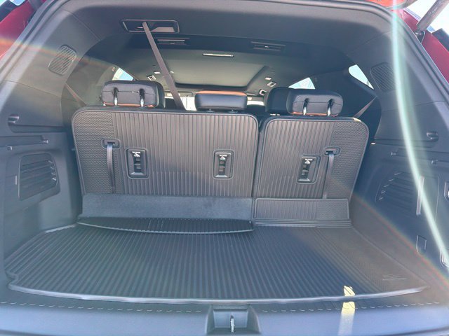 New 2027 Chevrolet Traverse Z71 w/ Driver Confidence Package AWD/4WD image 18
