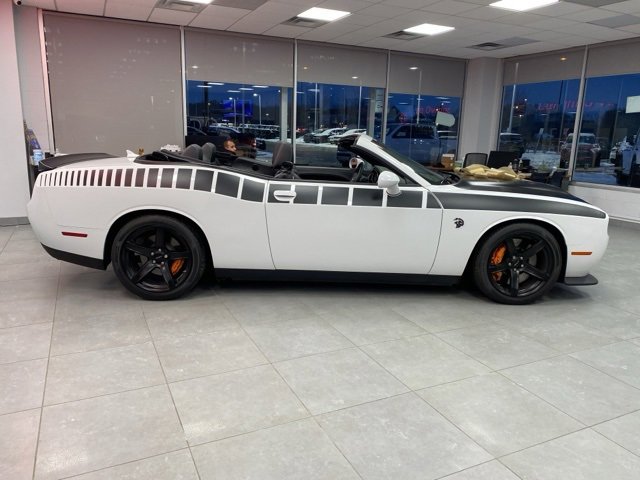 Used 2022 Dodge Challenger SRT Hellcat w/ Plus Package image 2