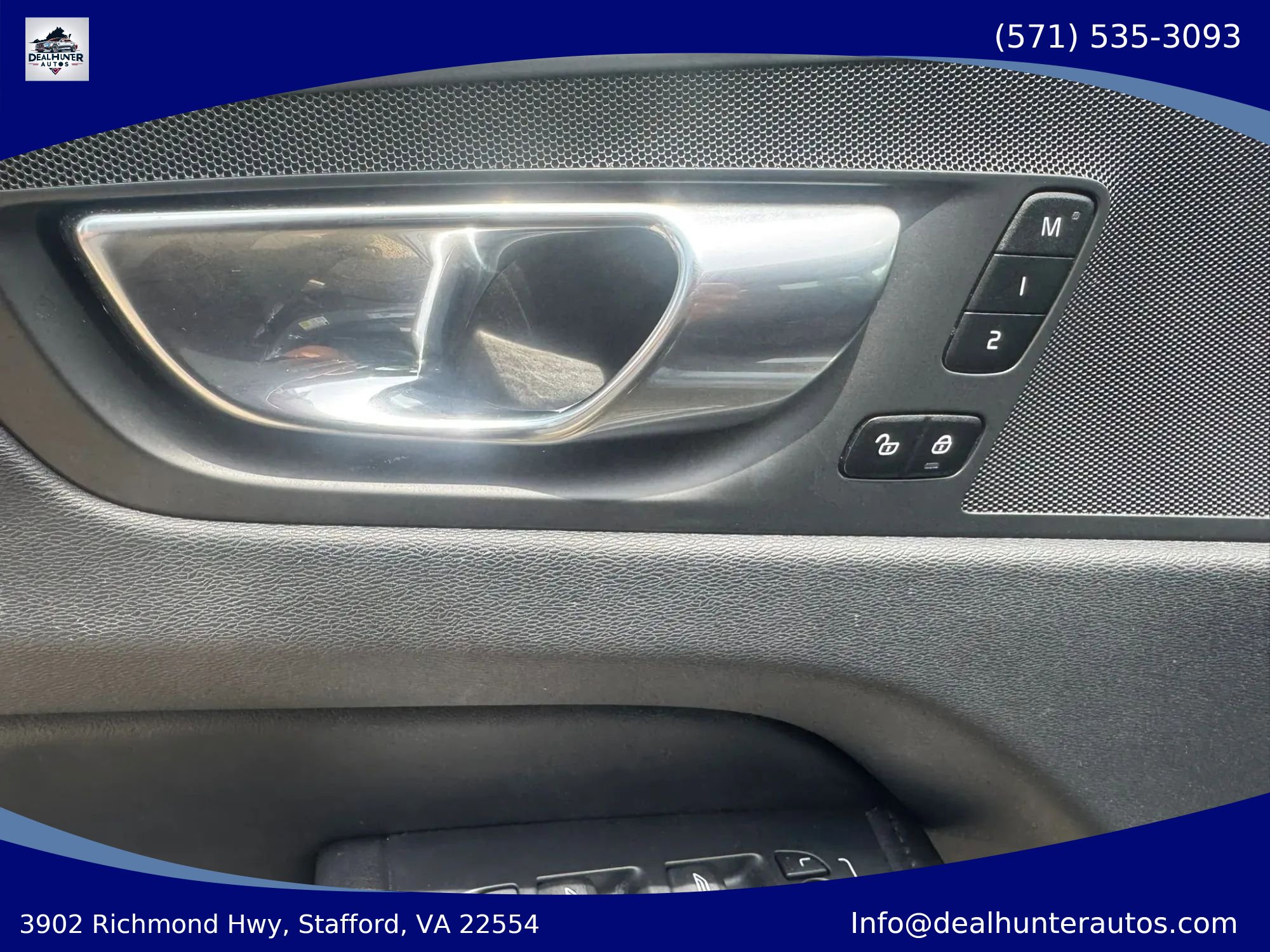 Used 2023 Volvo XC60 B5 Plus FWD image 19