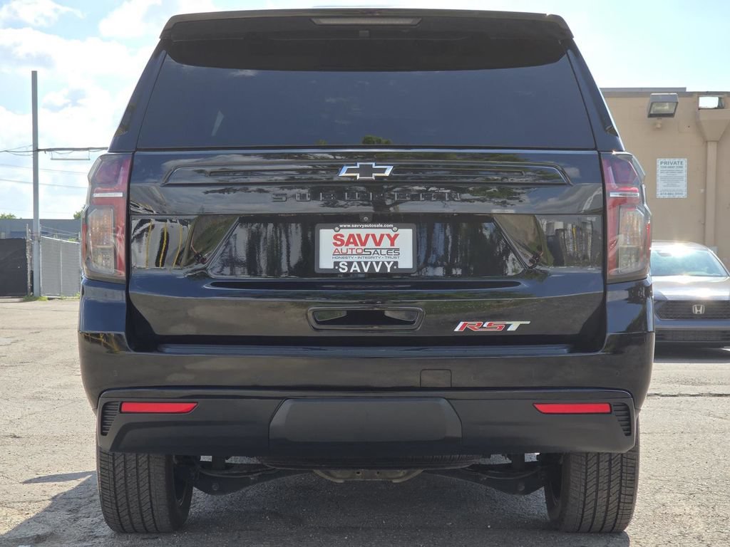 Used 2023 Chevrolet Suburban RST AWD/4WD image 16