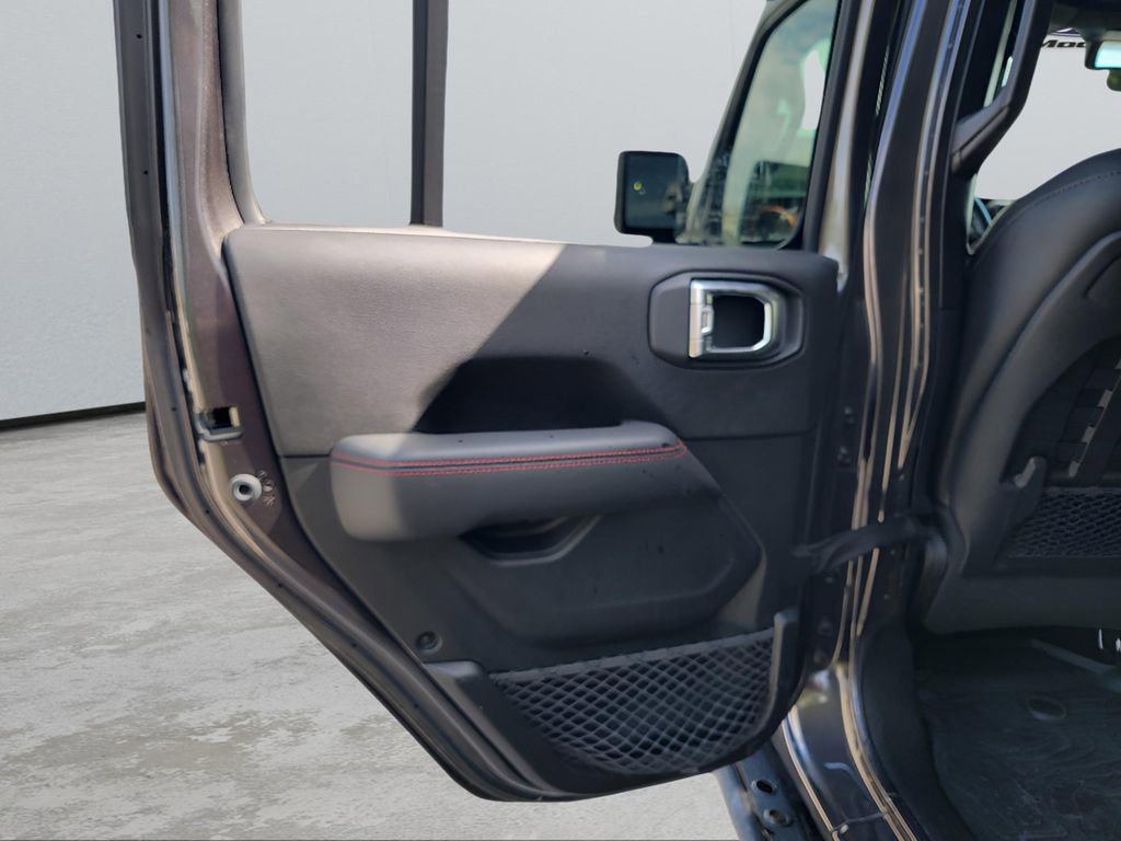 Used 2019 Jeep Wrangler Unlimited Rubicon AWD/4WD image 27