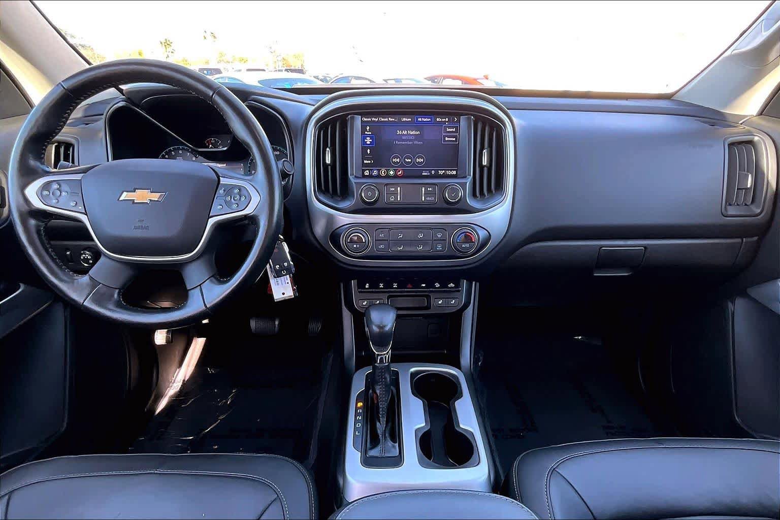 Used 2022 Chevrolet Colorado ZR2 w/ ZR2 Dusk Special Edition image 15