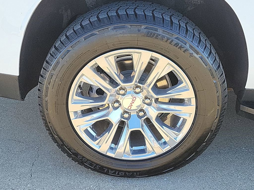 Certified 2023 GMC Yukon XL Denali image 32