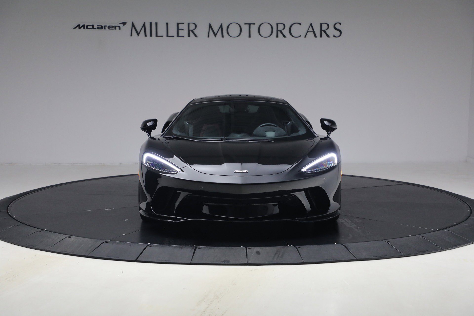 Used 2023 McLaren GT RWD image 12