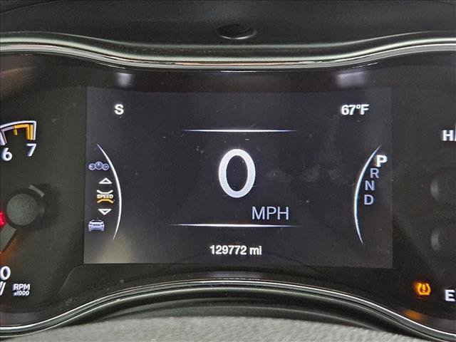 Used 2018 Jeep Grand Cherokee Altitude RWD image 7