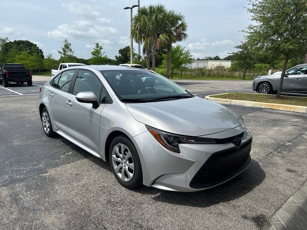 Certified 2024 Toyota Corolla LE FWD image 2