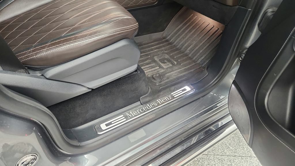 Used 2019 Mercedes-Benz G 550 image 23
