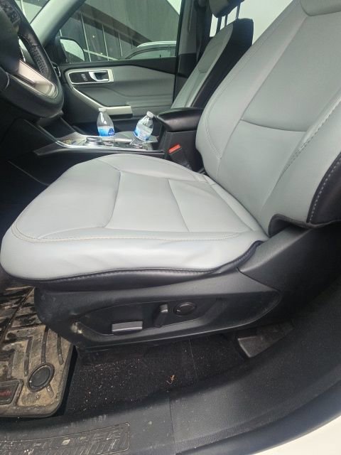 Used 2021 Ford Explorer XLT w/ Equipment Group 202A image 16