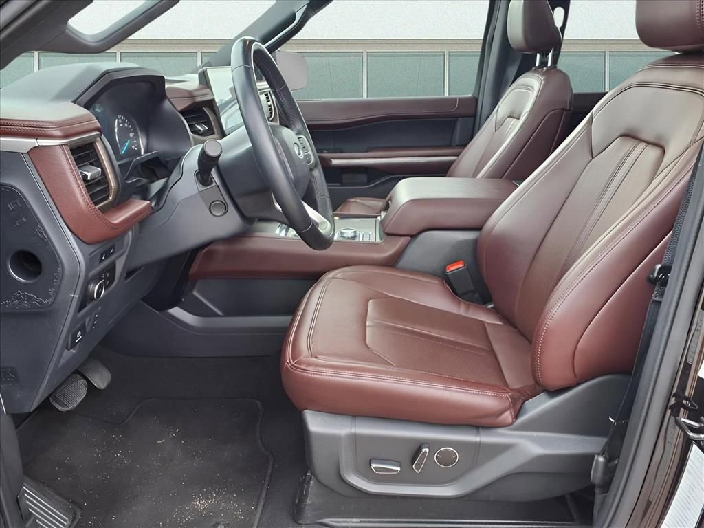Used 2024 Ford Expedition Limited image 27