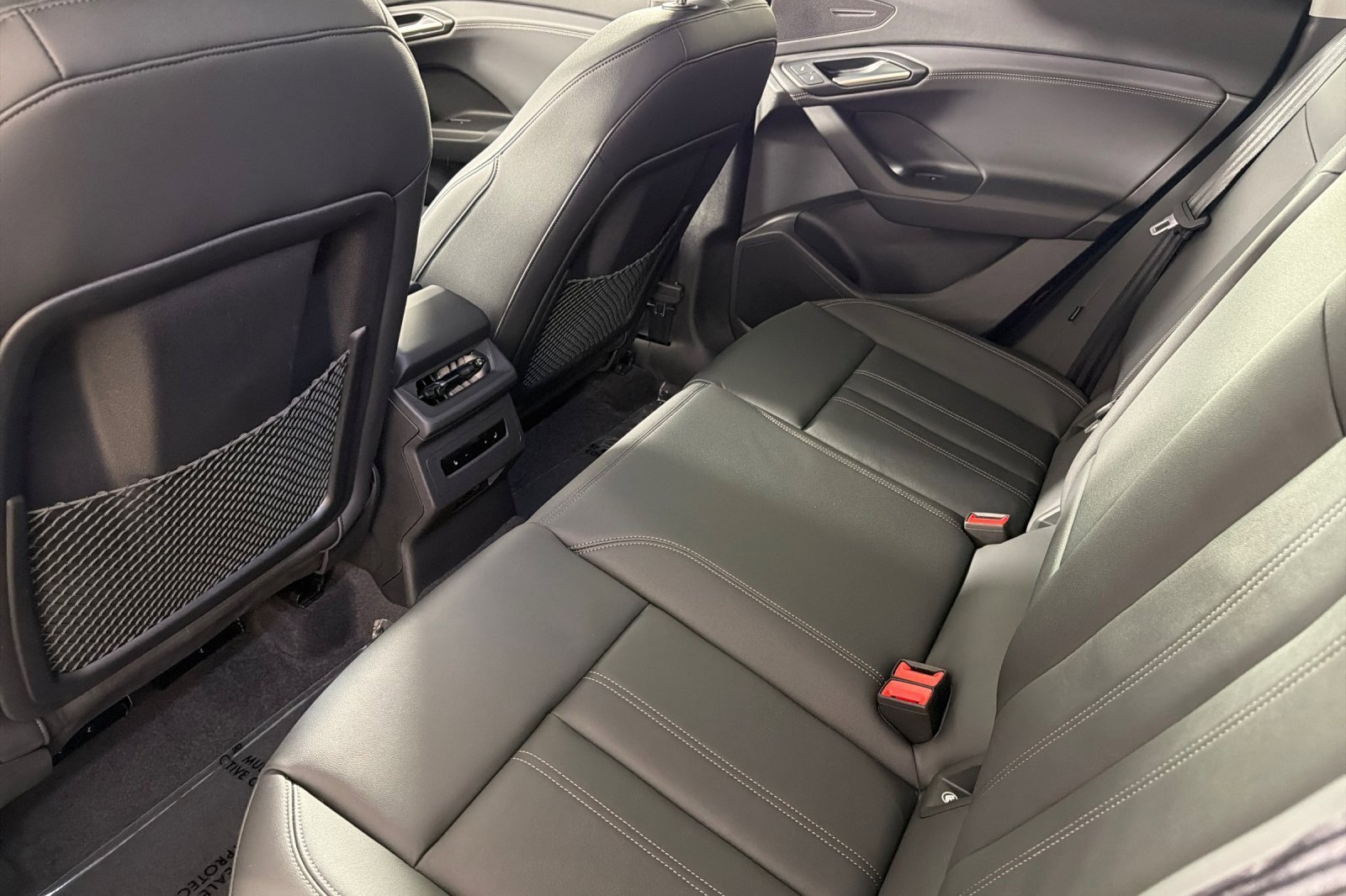 Certified 2025 Audi Q6 e-tron Premium w/ Convenience Package image 11