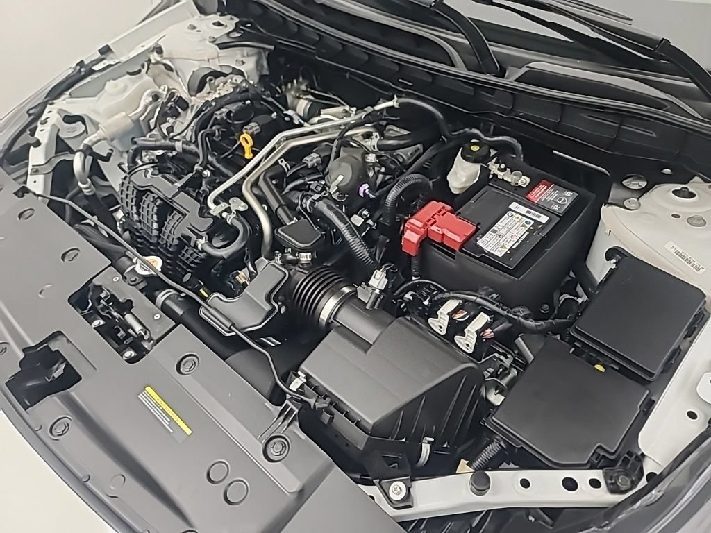 Used 2025 Nissan Altima 2.5 SL FWD image 40