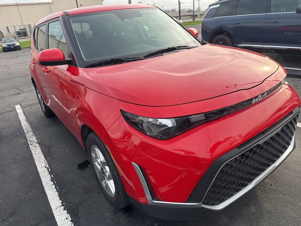 Used 2024 Kia Soul LX w/ Option Group 015 image 2