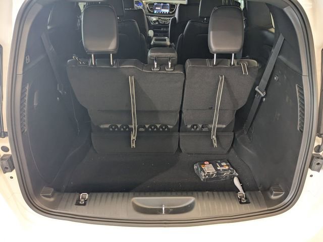 New 2026 Chrysler Voyager LX FWD image 7