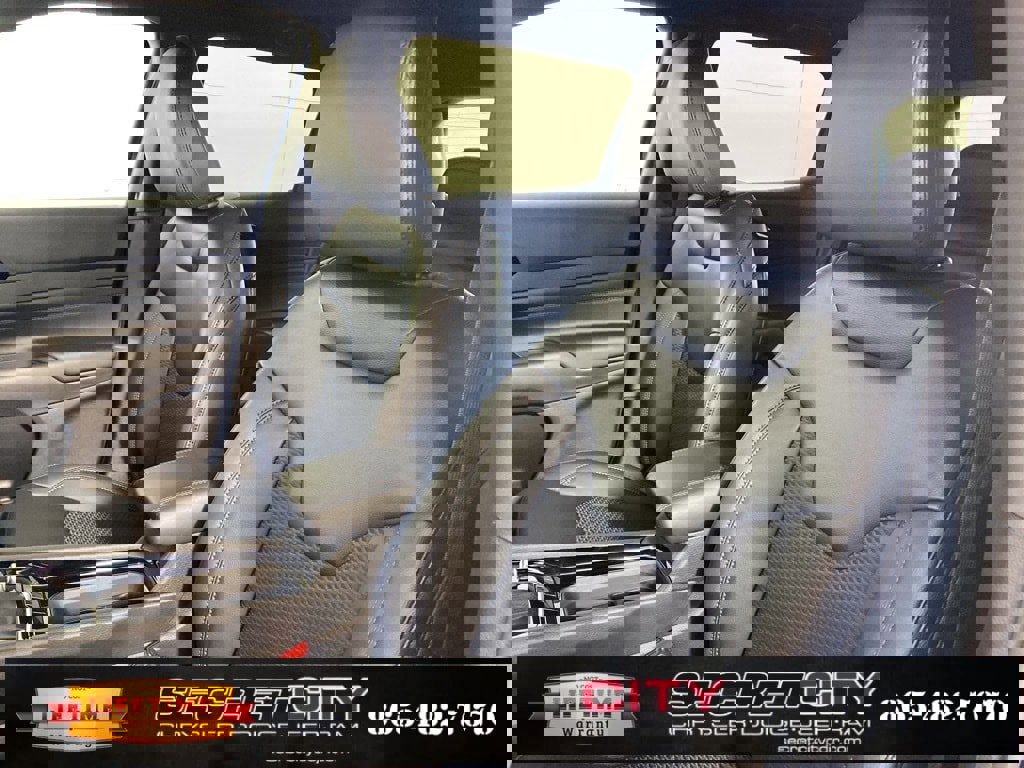 New 2026 Jeep Compass Latitude image 10