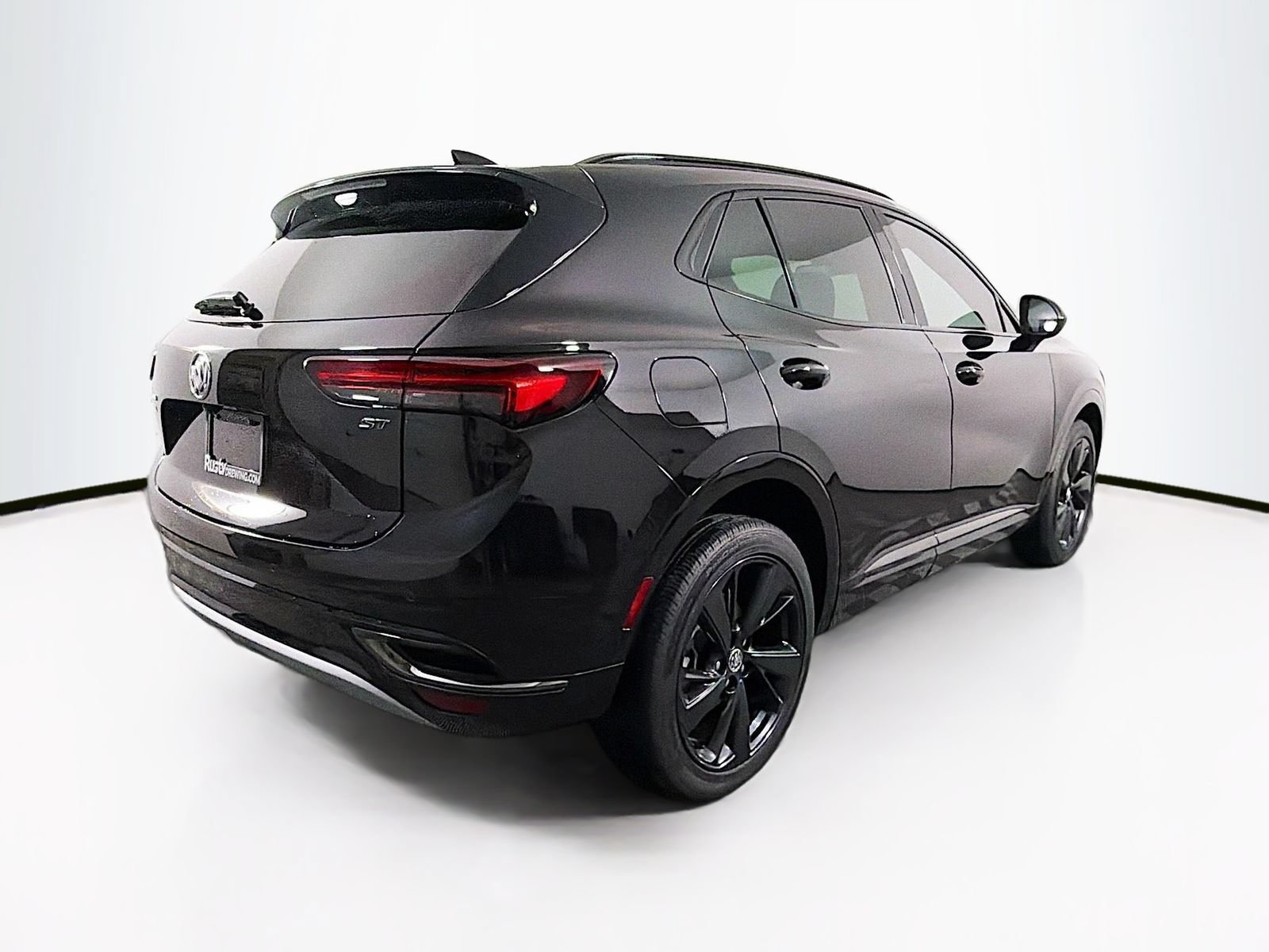 Used 2023 Buick Envision Essence w/ Sport Touring Package AWD/4WD image 7