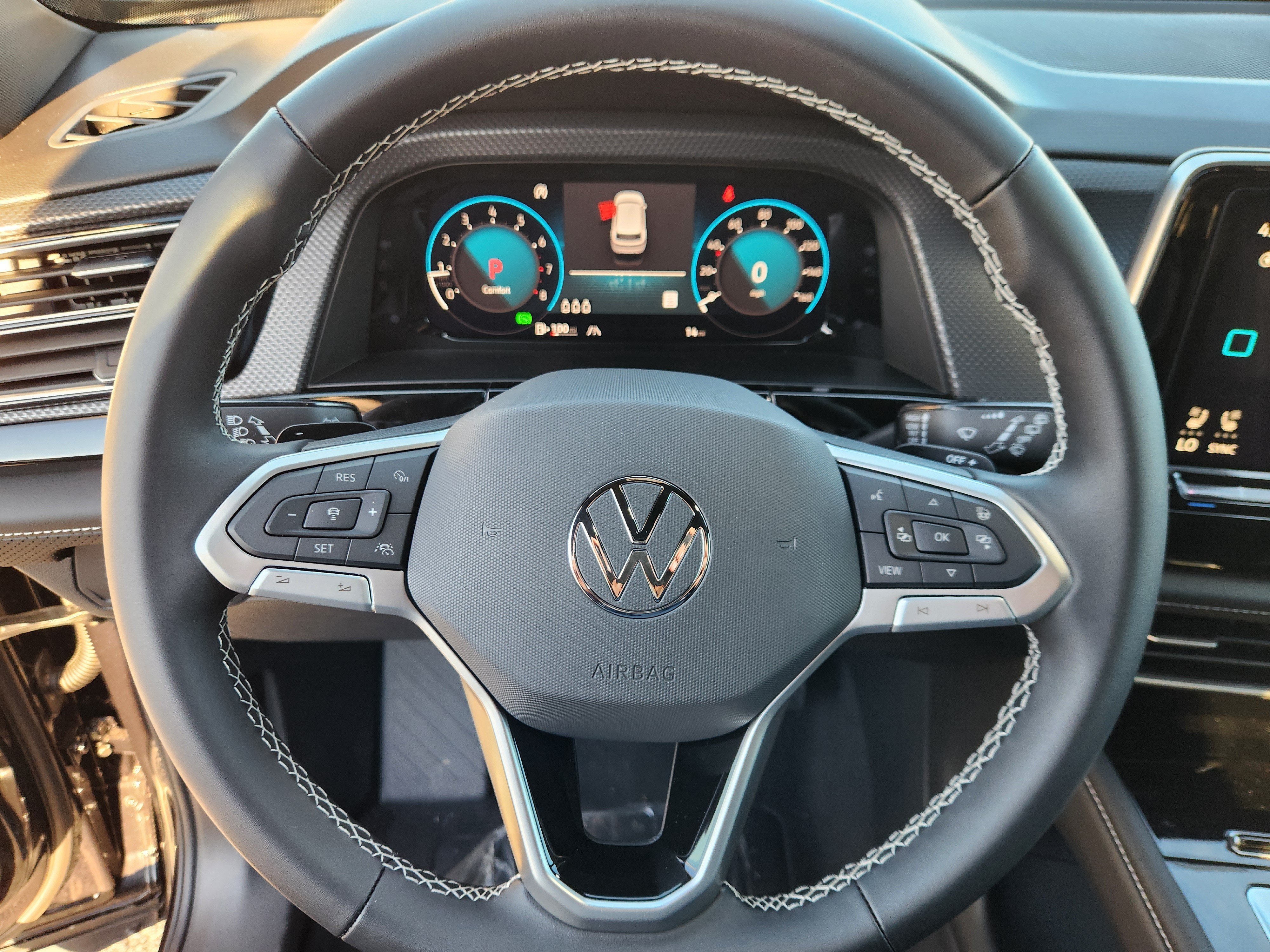 New 2026 Volkswagen Atlas Cross Sport SEL AWD/4WD image 9