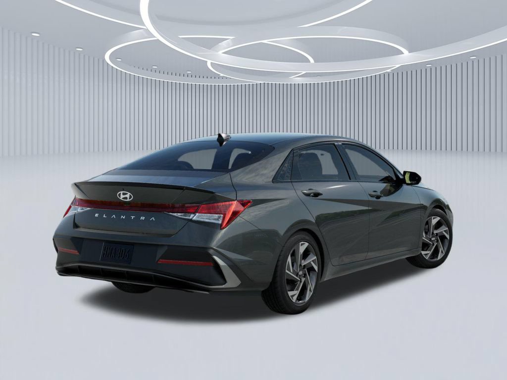 New 2026 Hyundai Elantra SEL Sport Premium FWD image 4